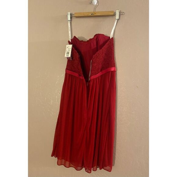 David’s Bridal Women’s SHORT STRAPLESS LACE Apple Dress Sz 4 - Picture 2 of 5